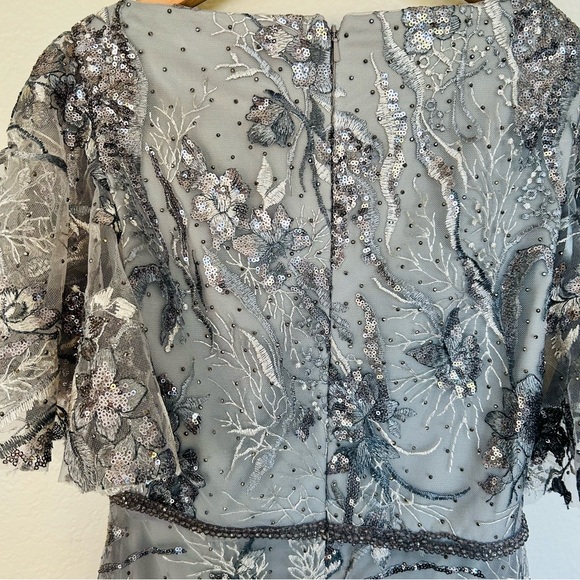 Mac Duggal Embroidered Sequined Gown Dress Size 4 Style 67908 - Picture 12 of 16